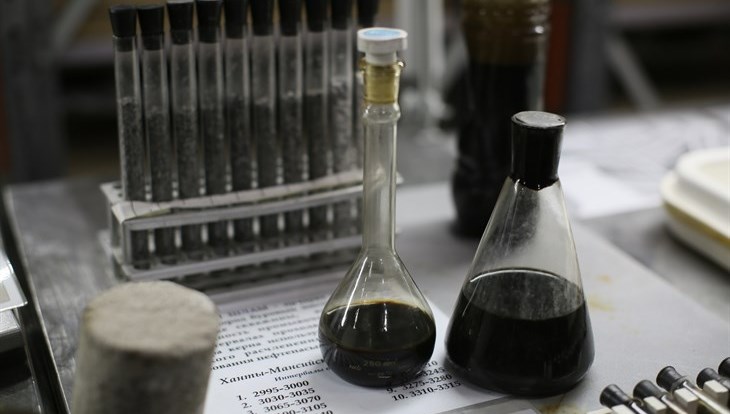 Тяжёлые дистилляты нефти: состав, производство и промышленное применение